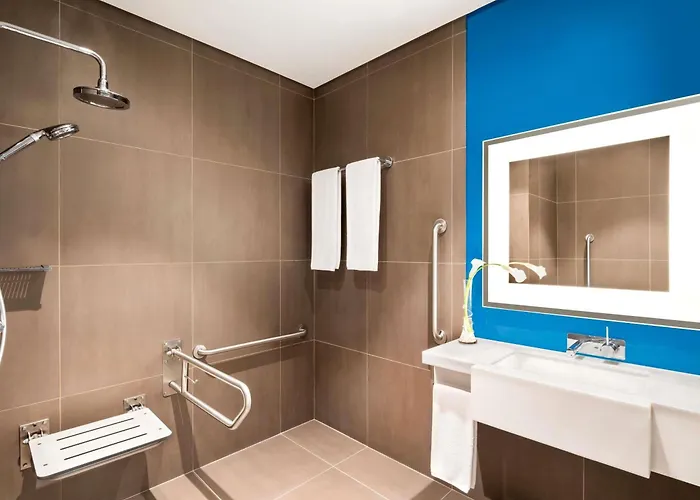 Novotel Bur Dubai - Healthcare City